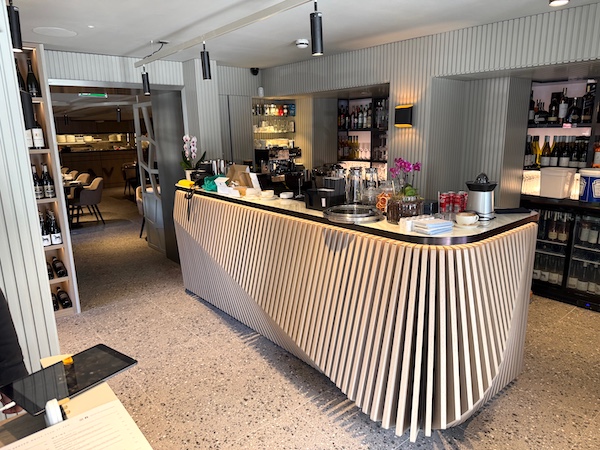 The front desk of the Lavera Restaurant.